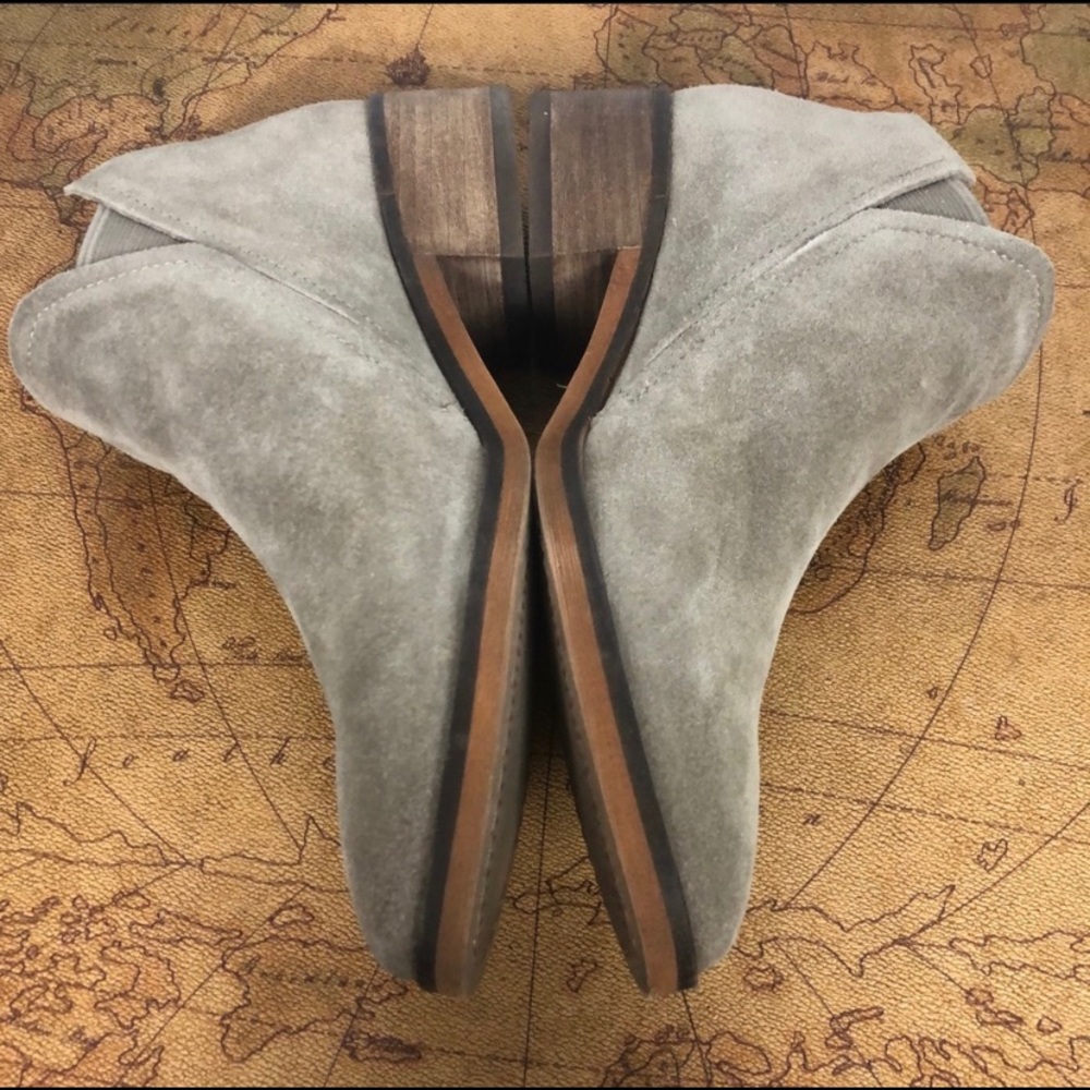 Dolce Vita Taupe Tay booties Like New! 7.5